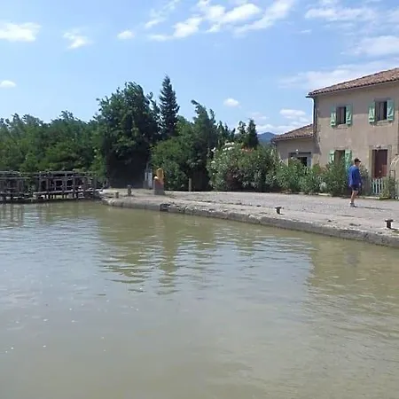La Maison De L'ecluse 3*