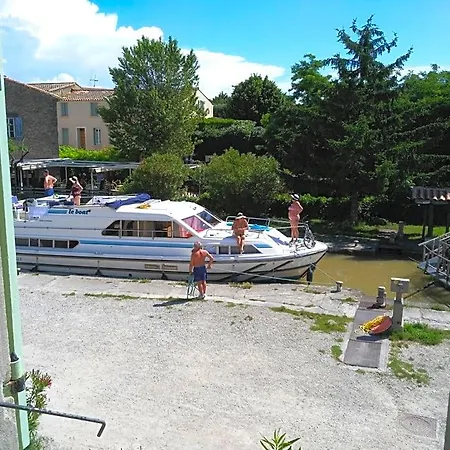 La Maison De L'ecluse Bed & Breakfast